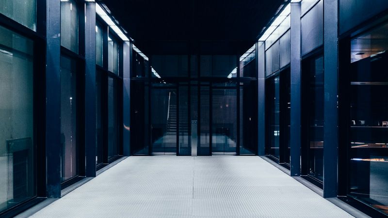 Data center corridor